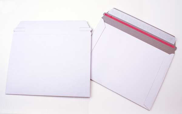 Mailing Envelopes 22.9x17.9cm 450grs with strong Adhesive