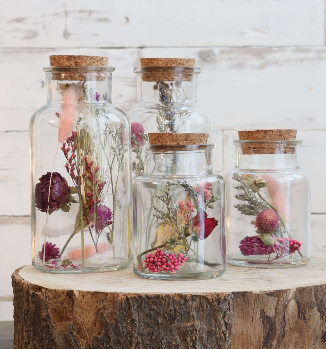 Glass medicine bottle with 2 different dried flowers Ø8cm (12 pcs.) [IFS-29395]