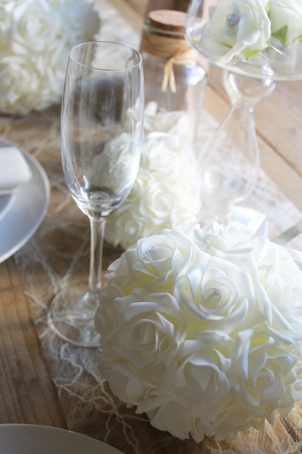 Deco Rose Ball Ø18cm white Foam (1 pc) [IFS-31213]