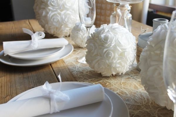 Deco Rose Ball Ø10cm white Foam (1 pc) [IFS-31210]