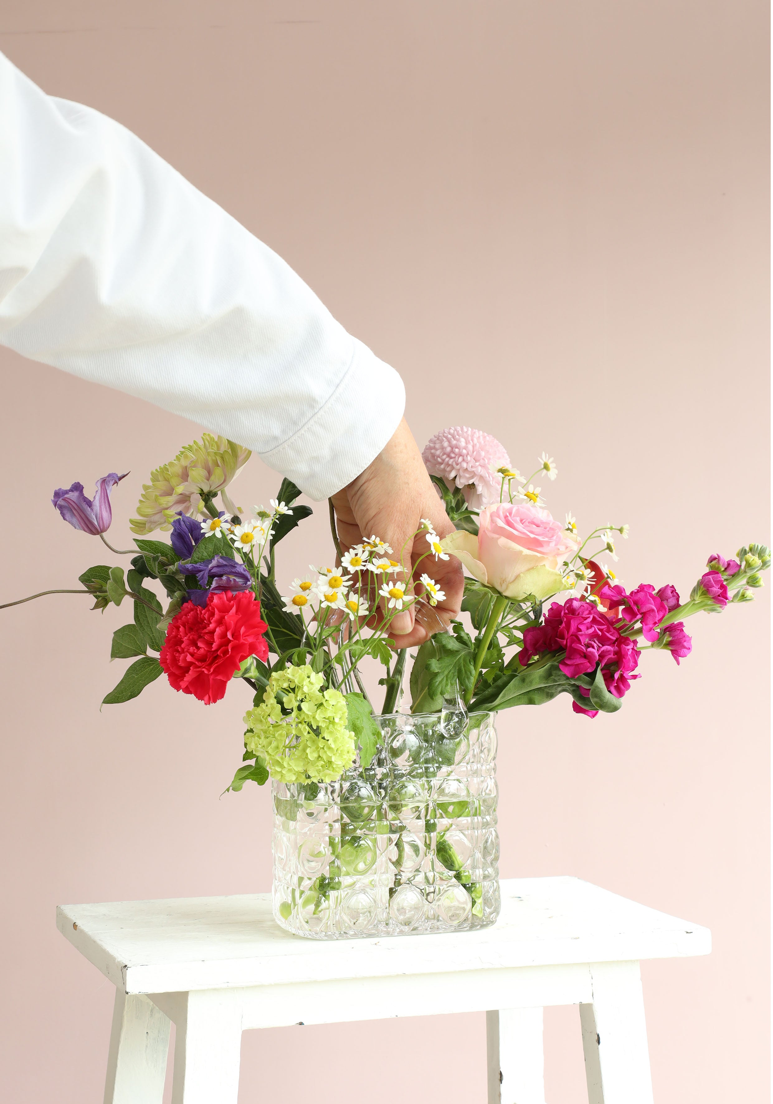 Handbag vase Elysee glass handle L.14 x W.9,5 x H.22 cm clear (1 pc) [IFS-37230]