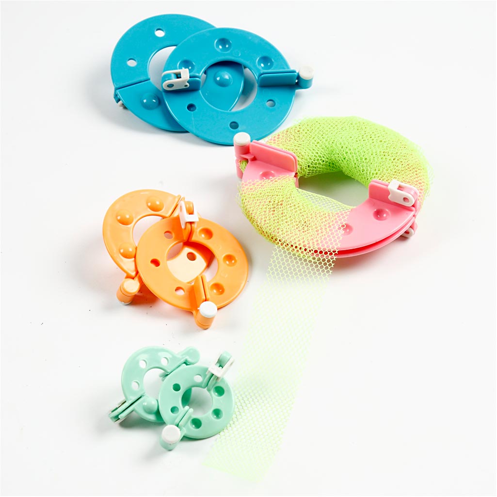 Pom-Pom Makers, dia. 3,5+5,5+7+9 cm, 4 pc/ 1 set [HOB-46135]