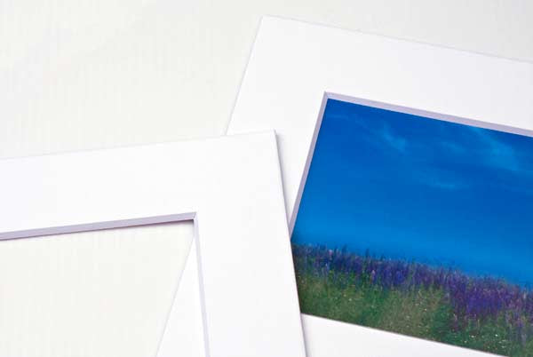Mount Board Double thick White/White Core 27x34.6cm Window - Outer size 40.6x50.8cm (10 pieces) [MT20003]